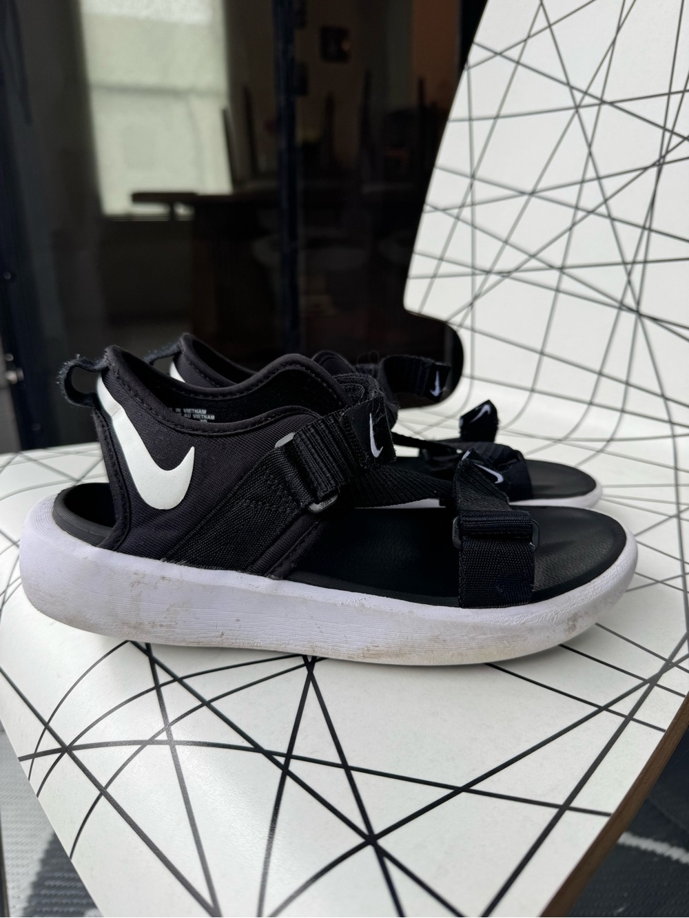 Nike Vista Sandals US8